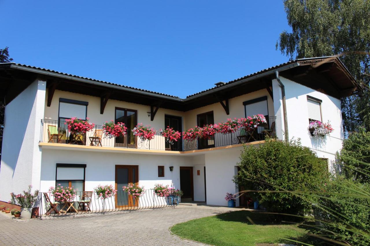 Ferienwohnung "Haus Falle" Schiefling am See Exterior foto